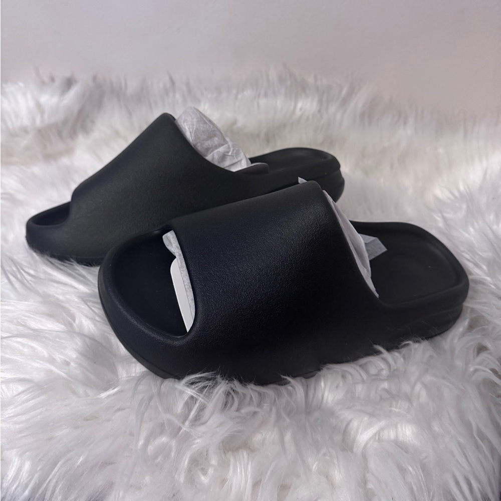 Yeezy YS-01 slides